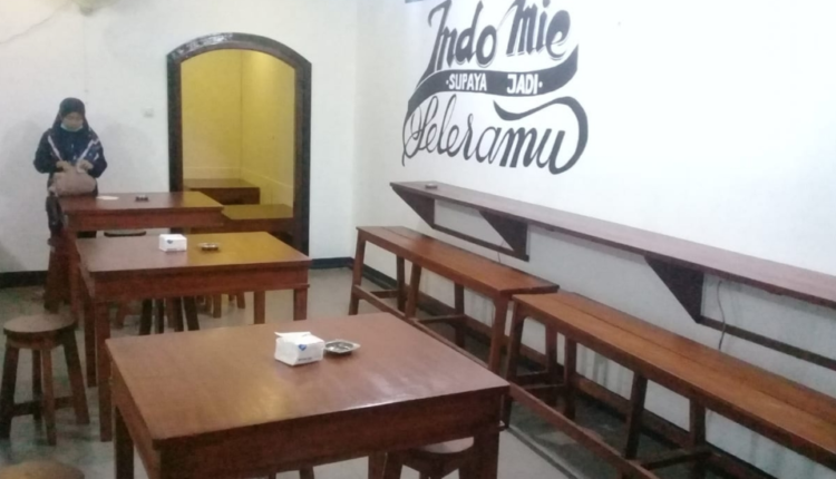 Warmindo Sazyra, Tempat Nongkrong Paling Murah di Cianjur