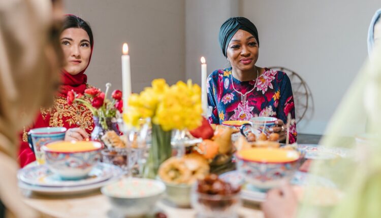 15 Tips Menggelar Buka Puasa Bersama yang Menyenangkan