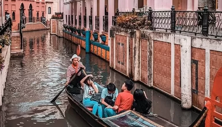 Nikmati Wisata Kota Venesia di Cianjur, Rasa Italia yang Romantis!