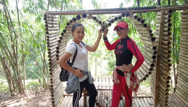 Pesona Eduwisata Kampoeng Wisata Bamboe Istambul Cianjur