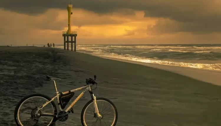 Rasakan Liburan Menyenangkan di Pantai Apra Cianjur