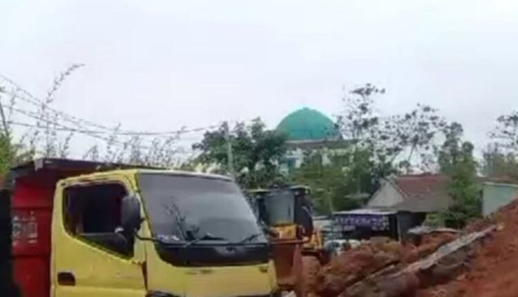 Alat Berat Disiagakan di Titik Rawan Longsor Cianjur Selatan
