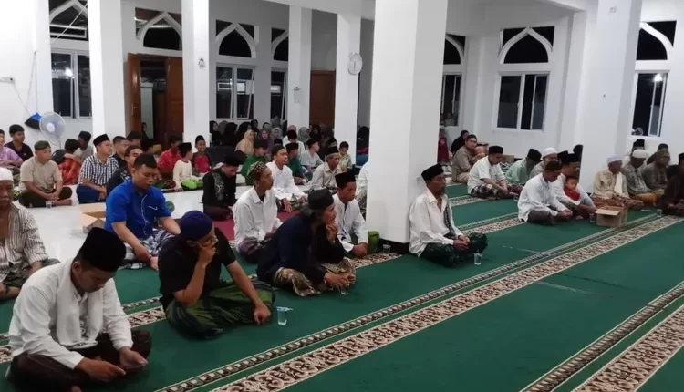 Satu Tahun Gempa, Warga Kampung Tegallega Cianjur Gelar Istighosah dan Doa Bersama