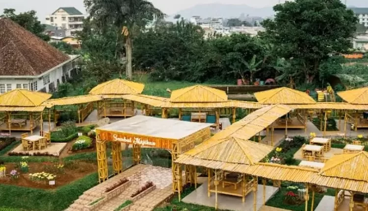 Kuliner Bak Kerajaan di The Prince by Sambal Majikan Cianjur