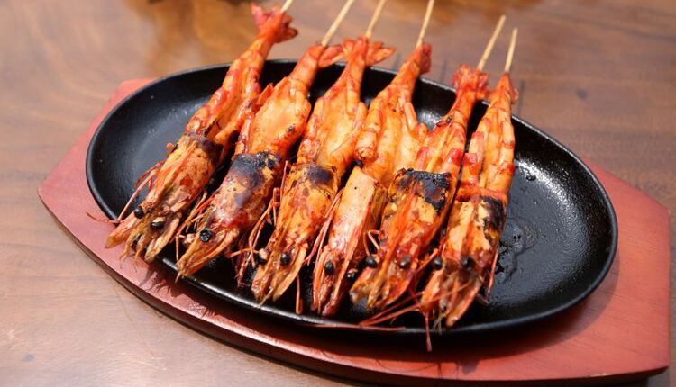 Resep Udang Bakar Madu, Bikin Kumpul Keluarga Makin Seru