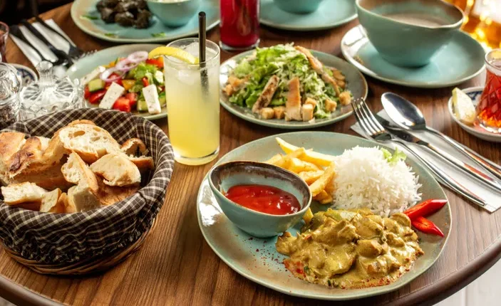 7 Tempat Bukber Kekinian di Cianjur yang Enak dan Murah