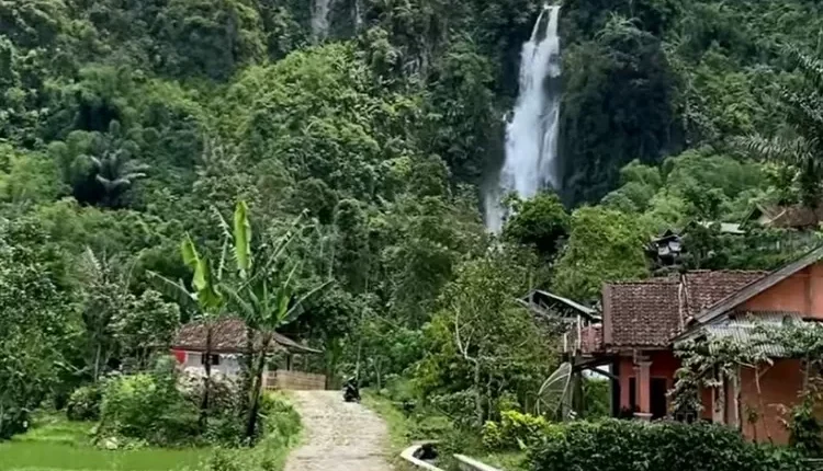 Menyingkap Pesona Curug Kubang Cianjur yang Tersembunyi