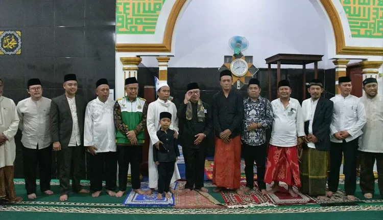 Ngabuburit Manjur dan Tarawih Keliling, Sinergi Antara Pemerintah dan Masyarakat di Desa Mayak Cibeber