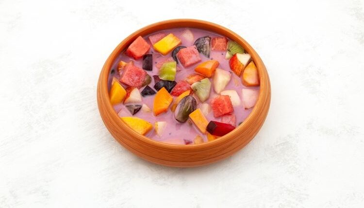 Nikmatnya Kolak Buah, Ini Resep Takjil Segar dan Praktis