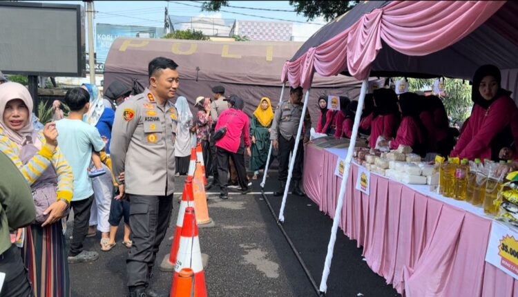 Polres Cianjur dan Bhayangkari Cabang Cianjur Berkolaborasi Gelar Bazar Murah Spesial Ramadan 1445 H
