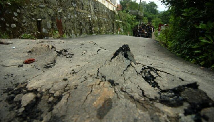 Dapur Umum Dibangun untuk Warga Terdampak Tanah Bergerak di Cianjur