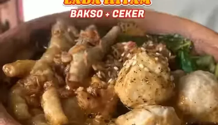 Coba Mie Ayam Coet Teh Yuyun dan Sambal Jengkol Bakar yang Menggugah Selera