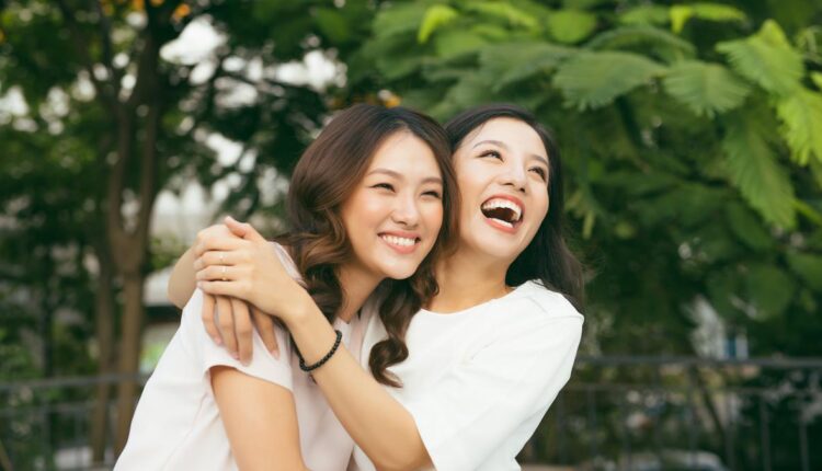 Catat! 6 Hal Ini Harus Dirahasiakan Meski dari Sahabat Baik