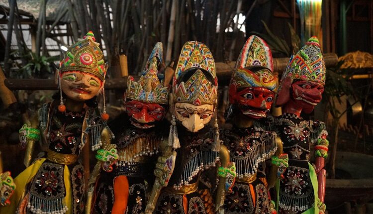 Wayang Golek Warisan Khas Jawa Barat