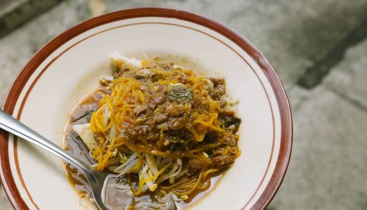 8 Makanan Khas Cianjur yang Wajib Dicoba + Rekomendasi Tempat dan Harga