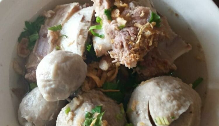 3 Rekomendasi Tempat Makan Bakso Di Cianjur Yang Bikin Ngiler!