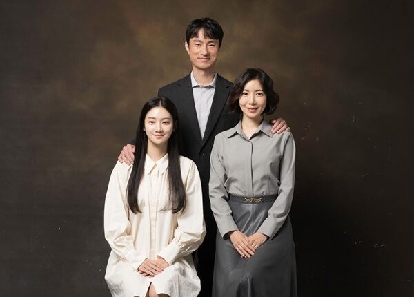 Profil Pemeran Drama Korea Terbaru Perfect Family