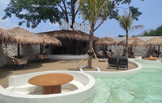 Cafe Aloha Chill and Dine Cianjur, Destinasi Kuliner Berlibur dengan Nuansa Pantai