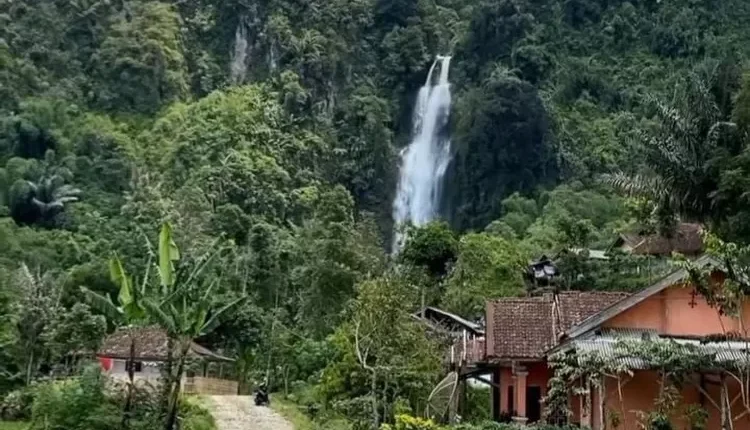 Curug Kubang Pesona Wisata Alam Cianjur Yang Jarang Diketahui
