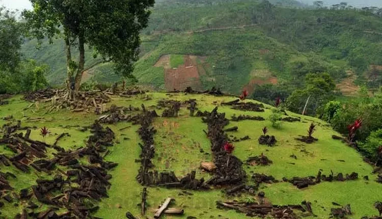 Gunung Padang, Destinasi Wisata Sejarah Kebudayaan Megalitikum di Cianjur