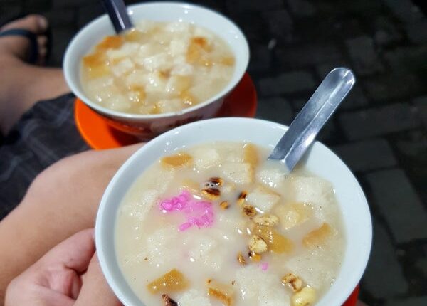 Sakoteng, Kuliner Malam yang Menghangatkan di Cianjur