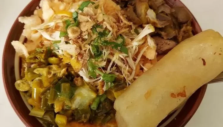12 Bubur Ayam Cianjur yang Enak dan Gurih dengan Beras Wangi Khas Kota Tauco, Temukan Lokasinya di Sini!