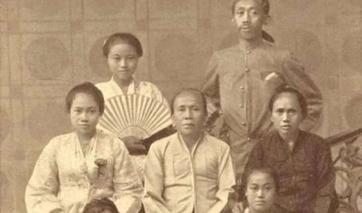 Dongeng Abah: KAHARIWANG ABAH