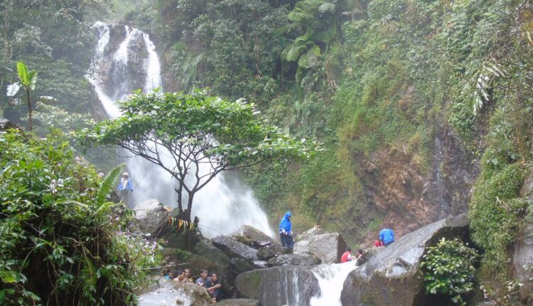 HTM, Fasilitas, dan Rute Menuju Wisata Curug Ciherang