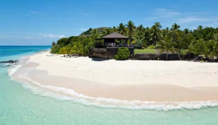 Menikmati Keindahan Pantai Apra Sindangbarang, Destinasi Wisata Tersembunyi di Cianjur Selatan