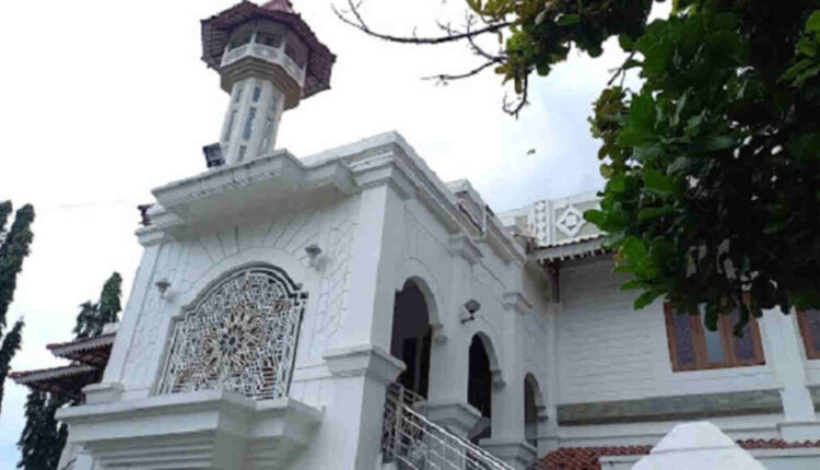 Pesona Megah Masjid Agung Cianjur, Destinasi Wisata Religi dengan Sejarah Panjang
