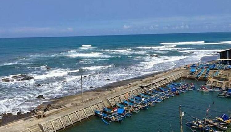 Tiga Rekomendasi Pantai Terbaik di Cianjur untuk Relaksasi dan Liburan