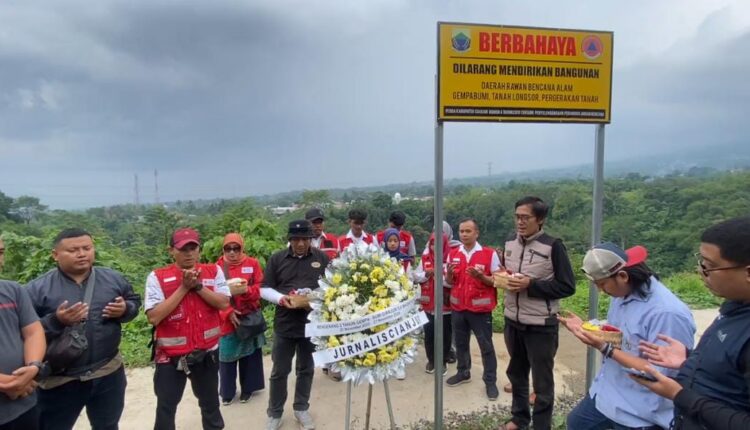 Mengenang 2 Tahun Gempa, PWI Cianjur Gelar Doa dan Tabur Bunga