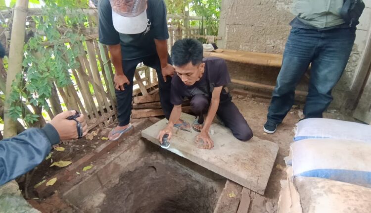 Warga Kampung Sodong Temukan Lubang Misterius Saat Gali Sumur