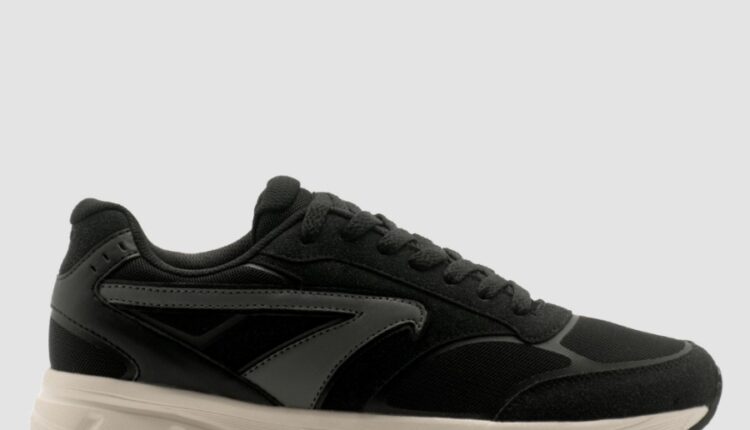 7 Rekomendasi Sepatu Lokal yang Skena Banget di Tahun Ini