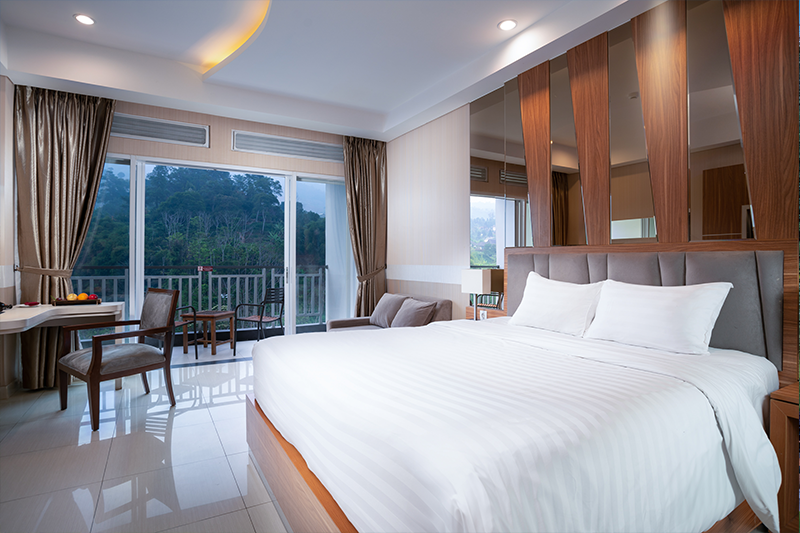 Le Emanance Hotel Puncak Tahun Baru